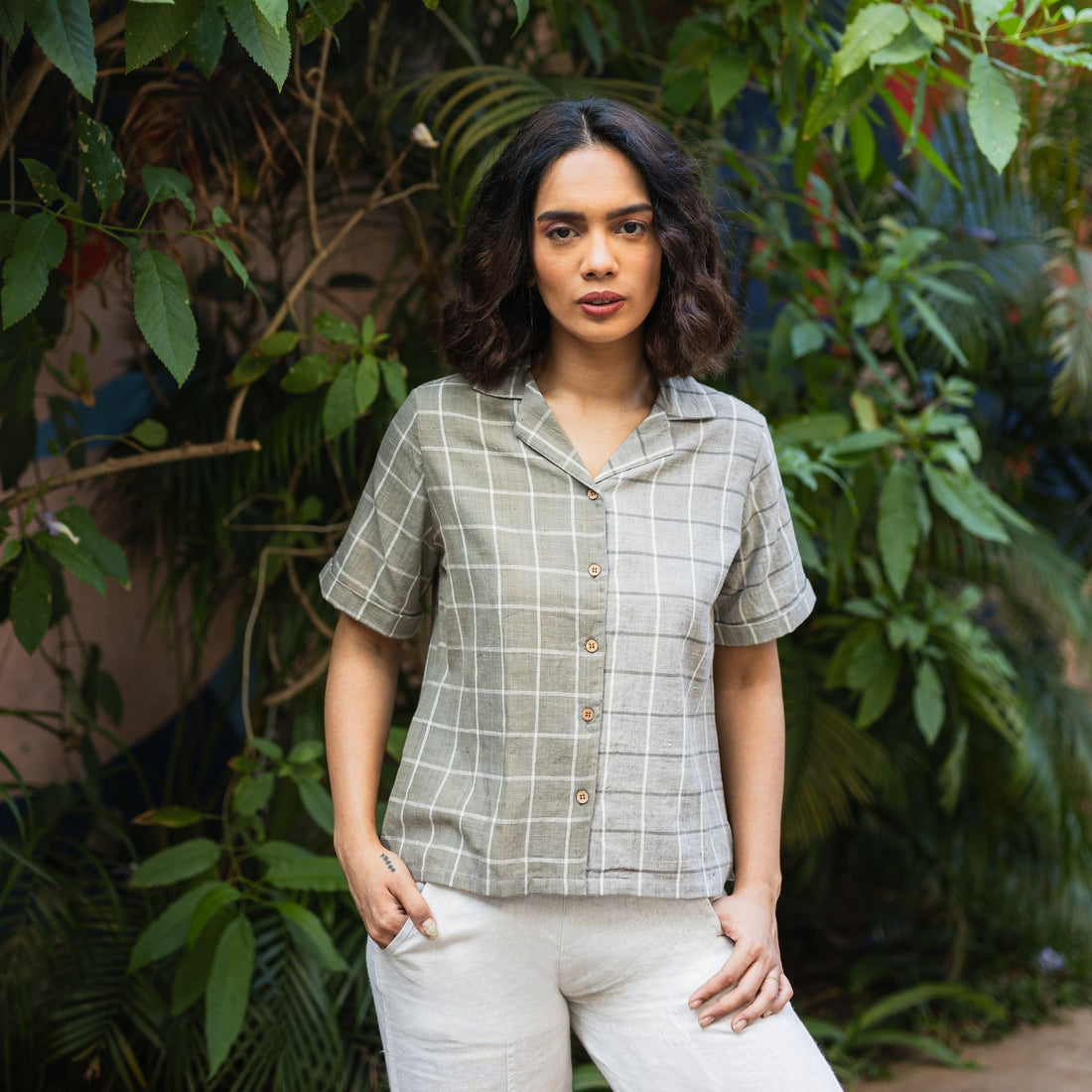 MANJIRI Grey Check Handloom Women&